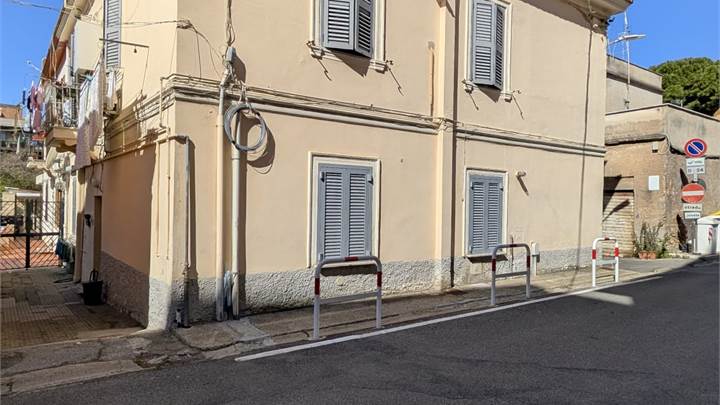 CIVITAVECCHIA - VIA NICOLAO ARCANGELO 